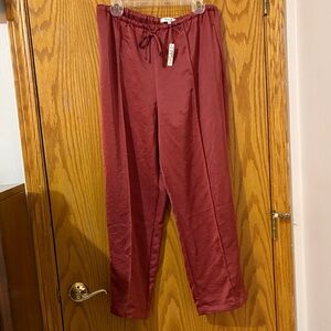 Women’s Burgundy satin Pants medium petite NWT